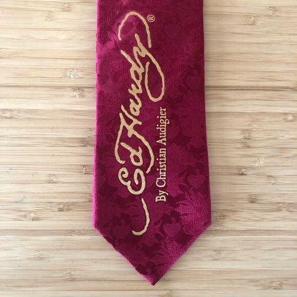 Ed Hardy Silk Tie! Ruby Red & Vintage EH Branding! - Picture 6 of 6